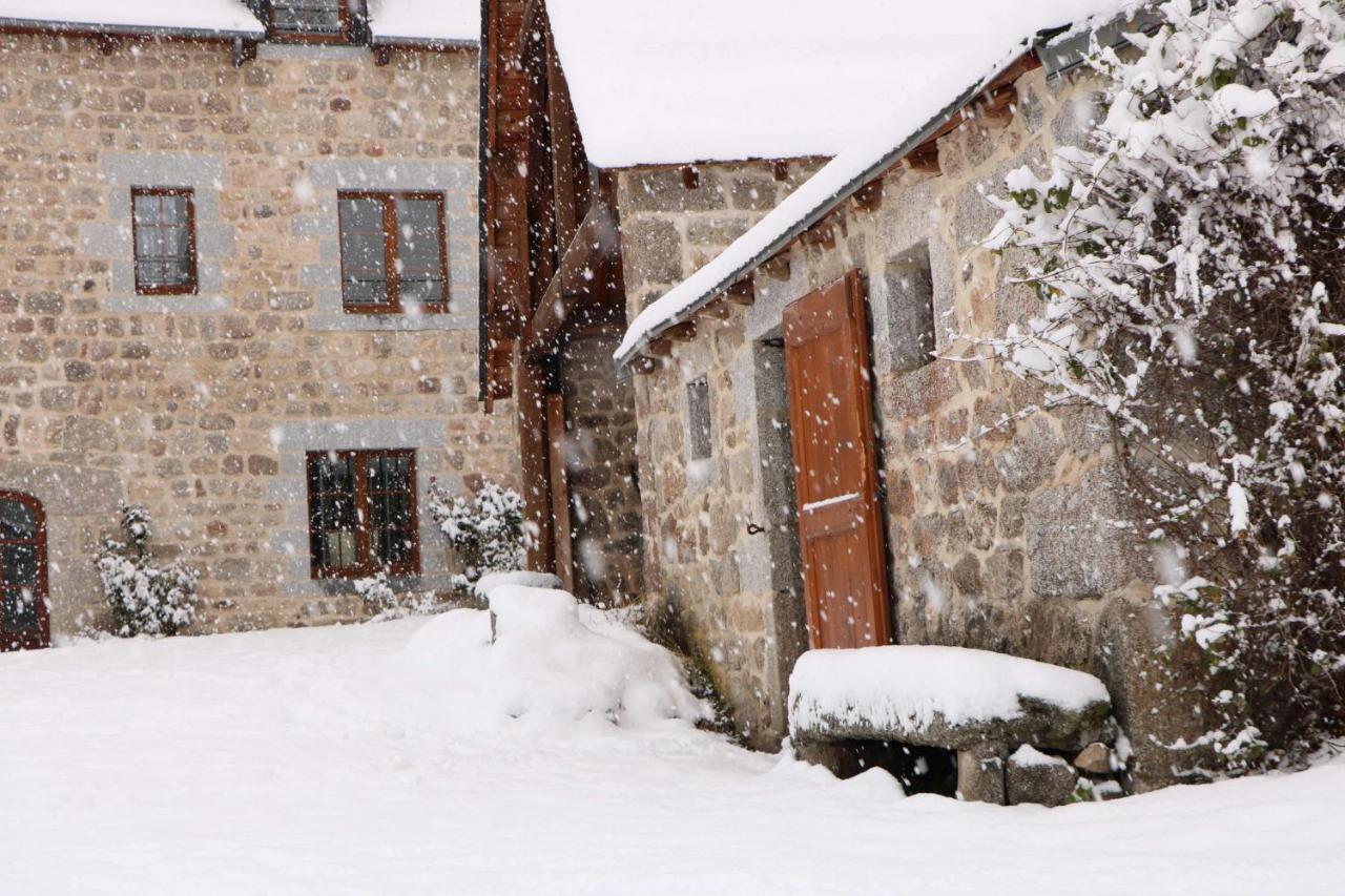 Le Petit Chateau Du Villard Le Malzieu-Forain ภายนอก รูปภาพ