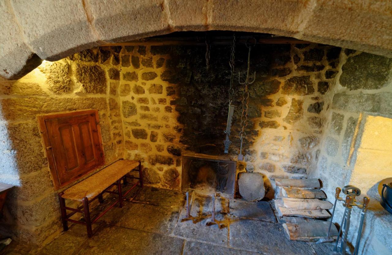 Le Petit Chateau Du Villard Le Malzieu-Forain ภายนอก รูปภาพ